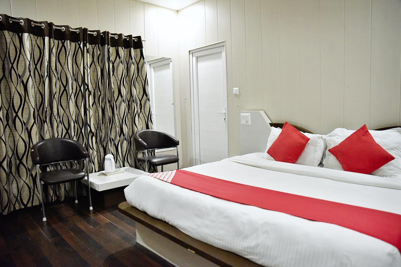 Vakratunda Hotel Dharamszala Kültér fotó
