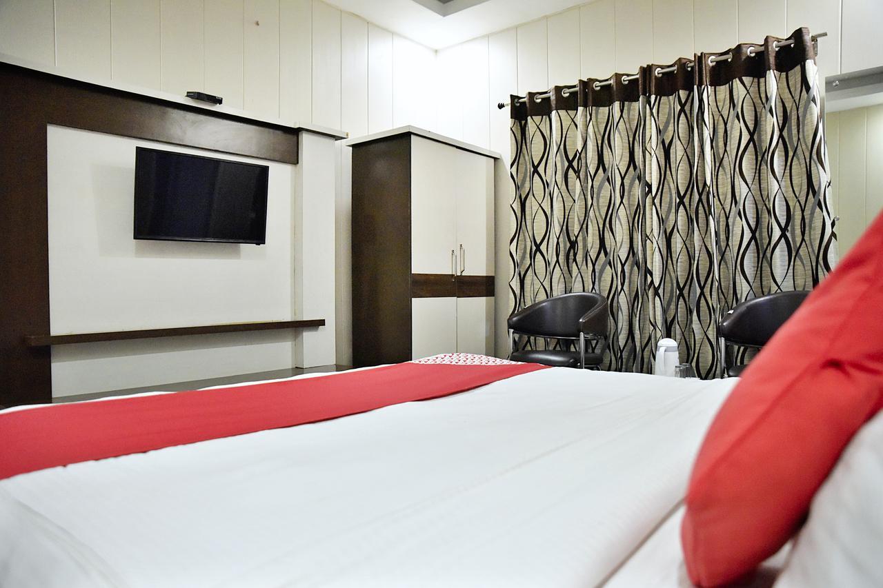 Vakratunda Hotel Dharamszala Kültér fotó